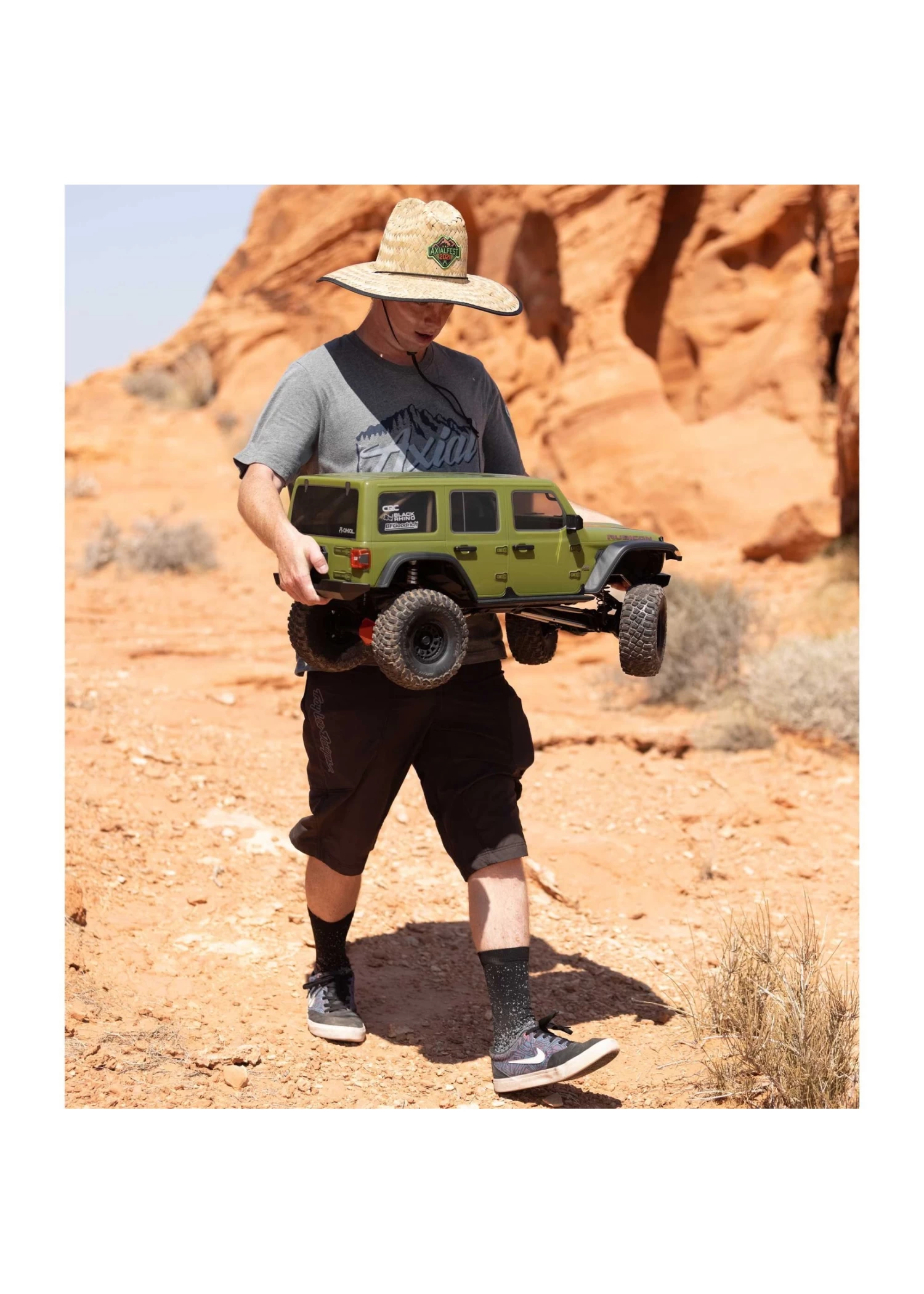 AXI05000 Axial 1/6 SCX6 Jeep JLU Wrangler 4WD Rock Crawler RTR 7 AXI05000 Axial 1/6 SCX6 Jeep JLU Wrangler 4WD Rock Crawler RTR - Image 7